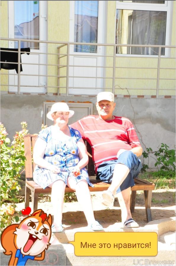 Hotel Gostinyi Dvor Bosteri Buitenkant foto